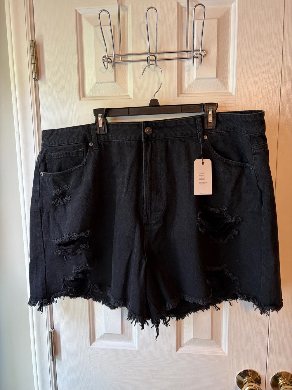 Forever 21 Black Distressed Frayed Hem Jean Shorts